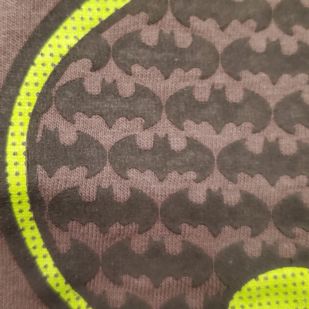 Batman Vintage Light Charcoal Grey & Neon Green Tshirt Sz M - Picture 7 of 9